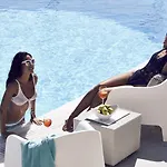 Ios Palace & Mylopotas