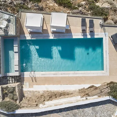 Ios Palace &