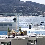 Ξενοδοχείο Ios Palace & Μυλοπότας