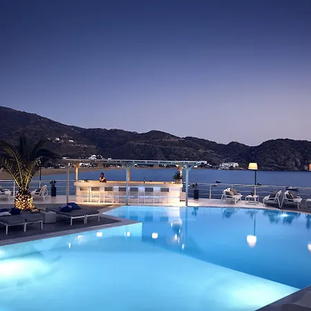 Ios Palace & Hotel Mylopotas