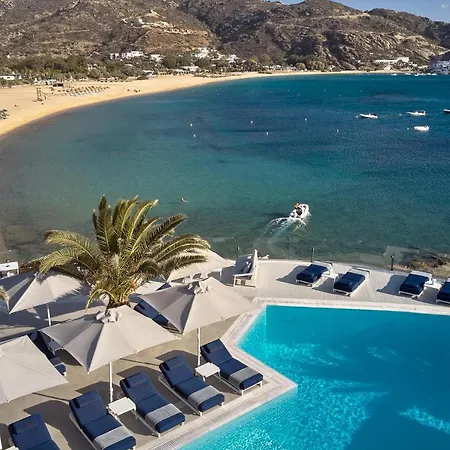 Ios Palace & Mylopotas