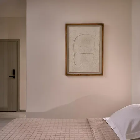 Szálloda Ios Palace & 4*