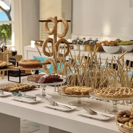 Hotel Ios Palace & 4*