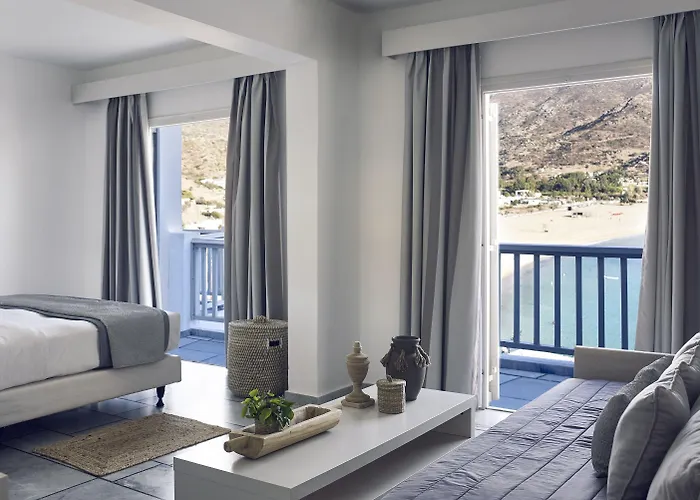 Ios Palace & Hotell 4*