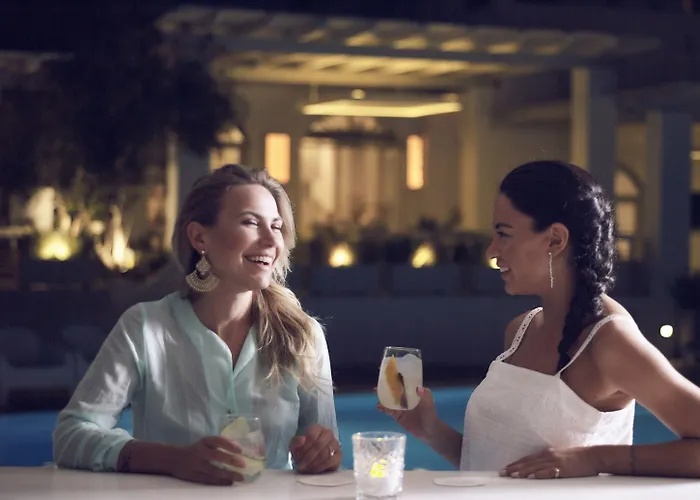 Ios Palace & Hotell 4*